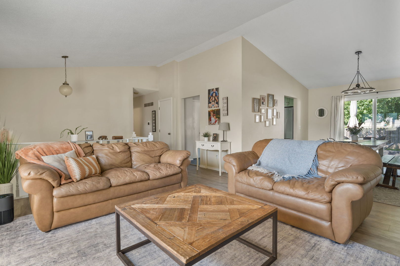 1508 W 47th Street Property Photo 5
