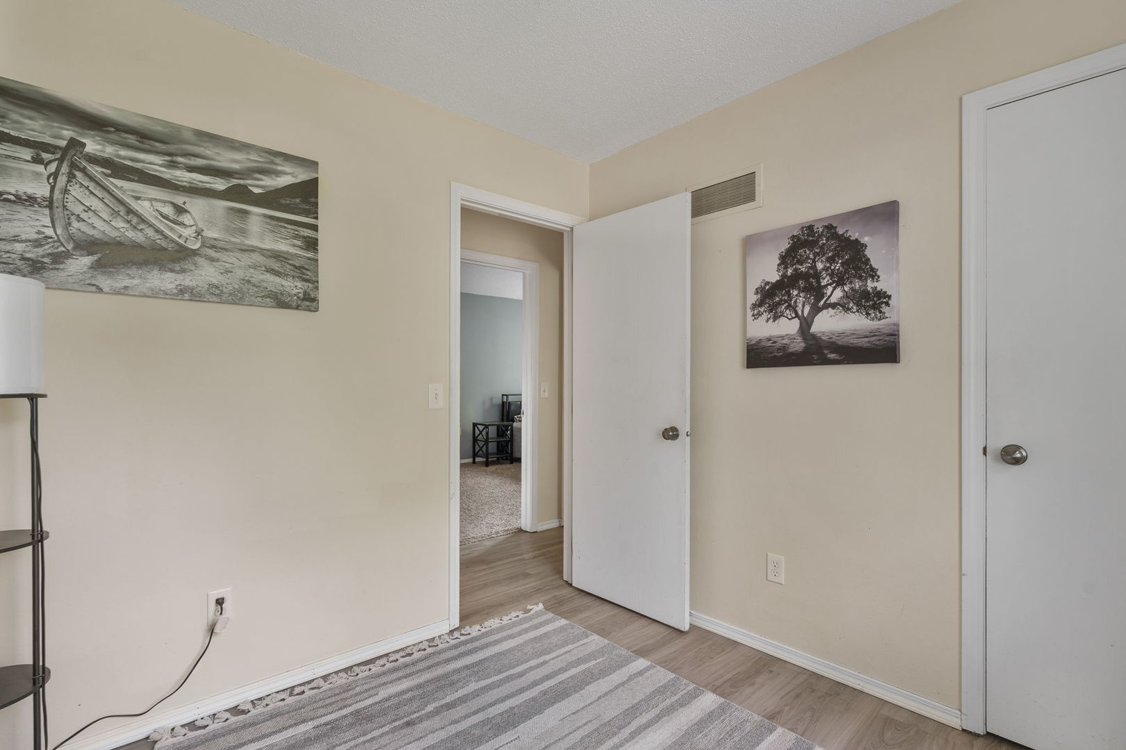 1508 W 47th Street Property Photo 21