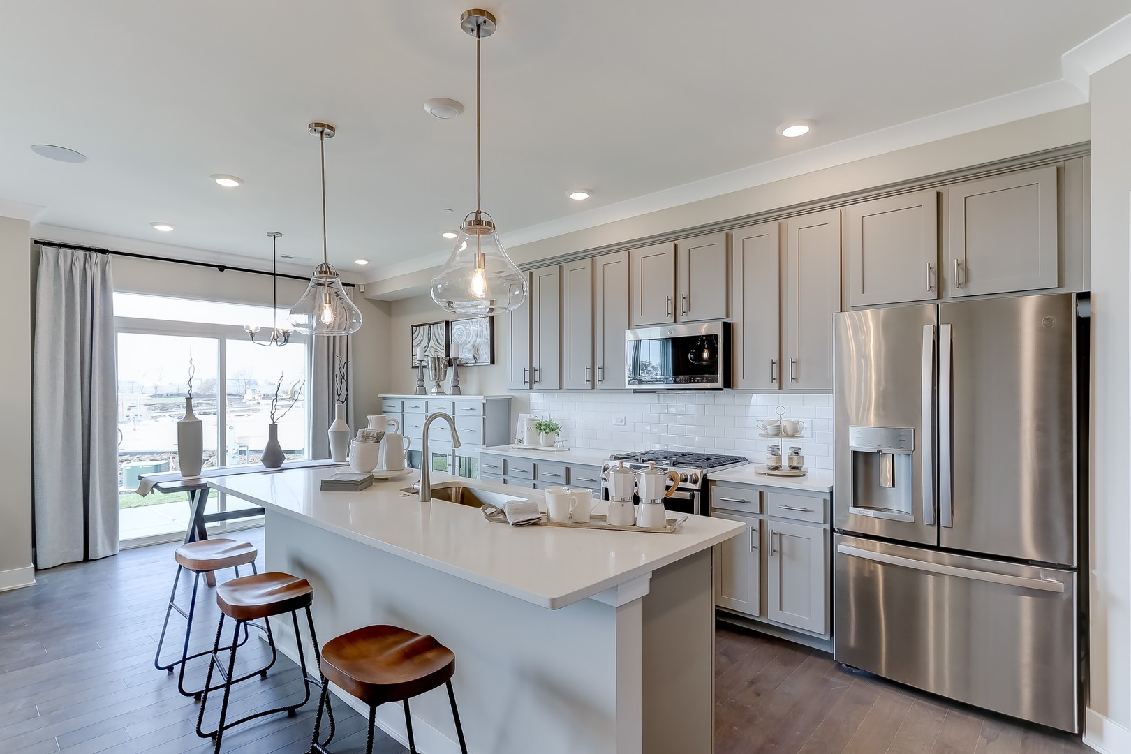 15409 W Amelia Circle Property Photo 10