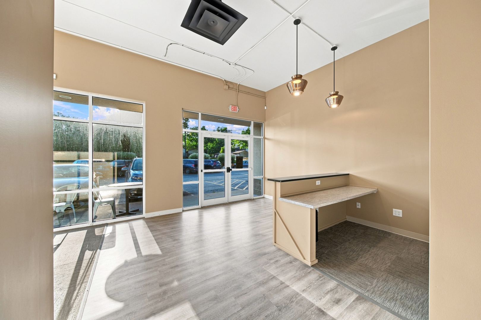 3441 Devils Glen Road Property Photo 10