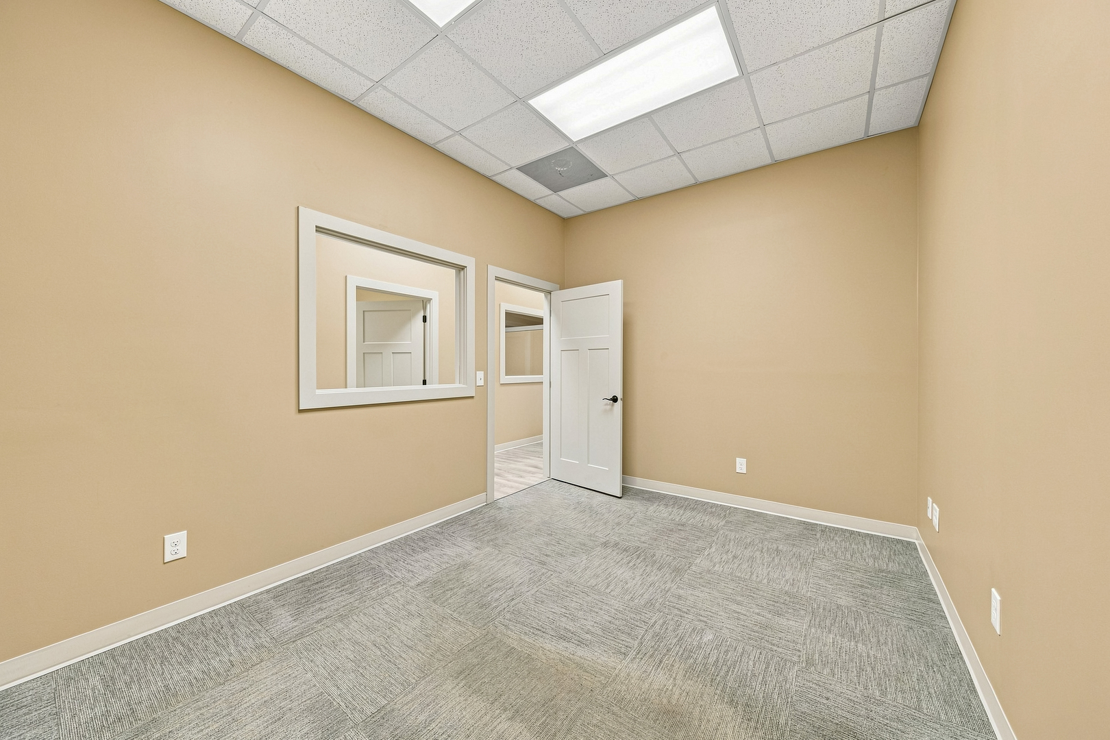 3441 Devils Glen Road Property Photo 13
