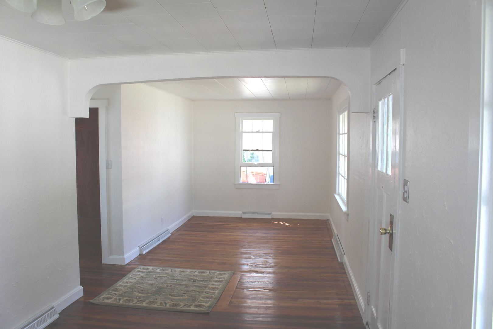212 W White Street Property Photo 2