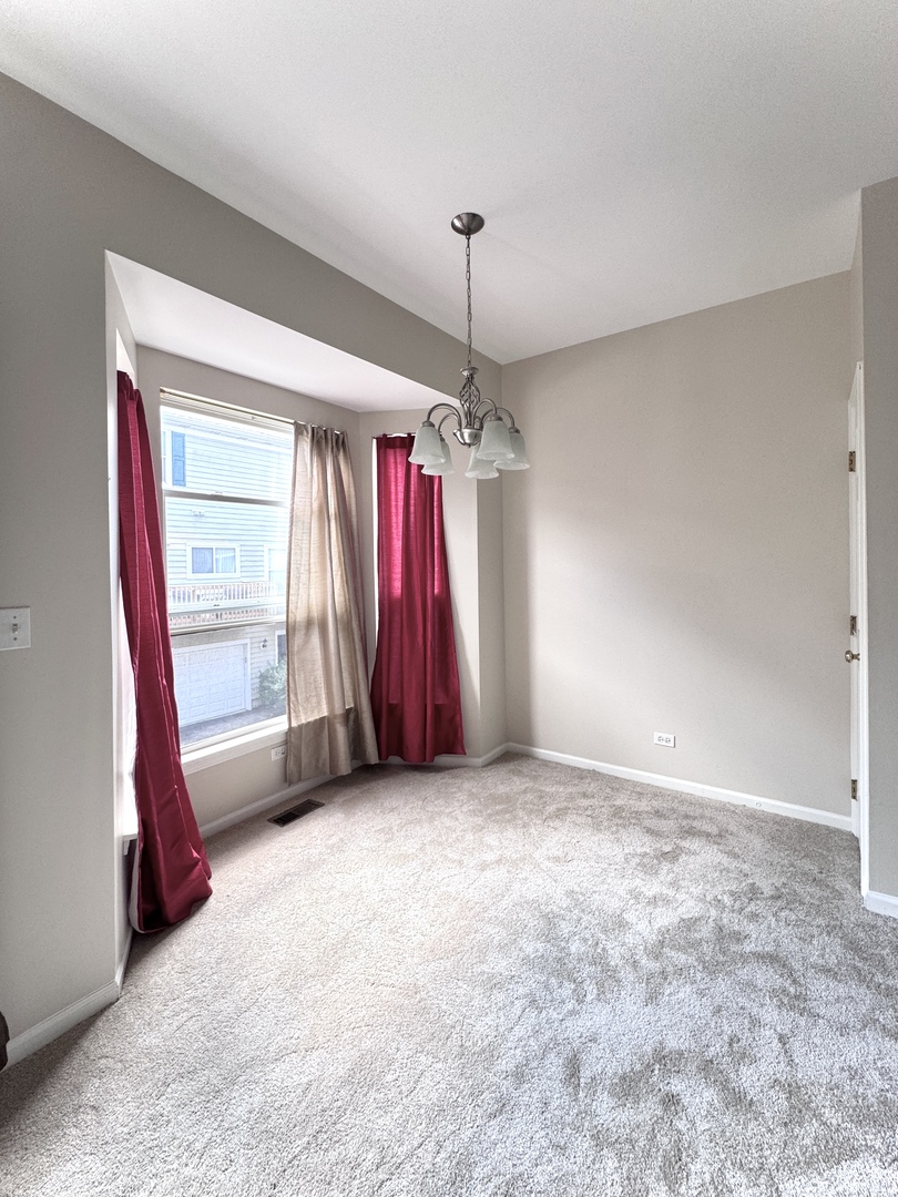 2424 Courtyard Circle 5 Property Photo 12