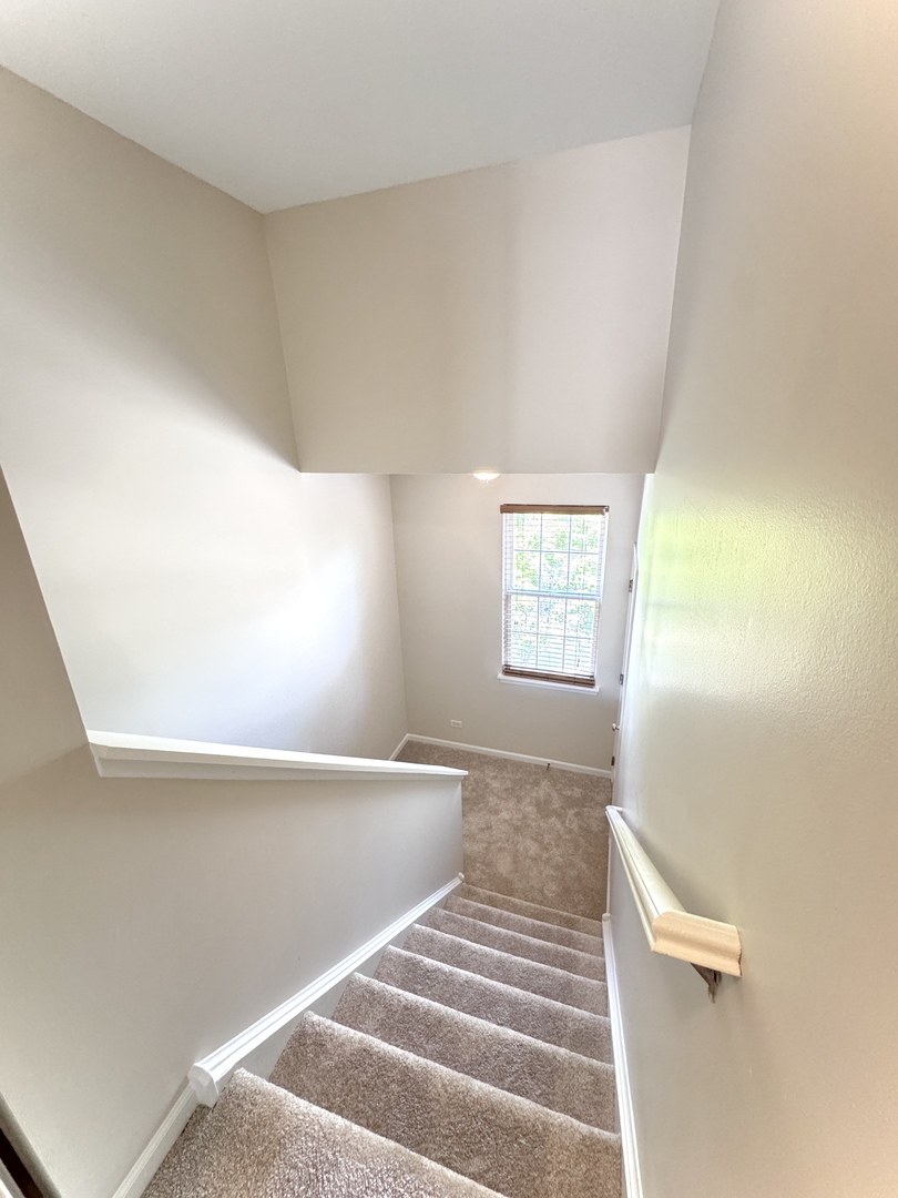2424 Courtyard Circle 5 Property Photo 15