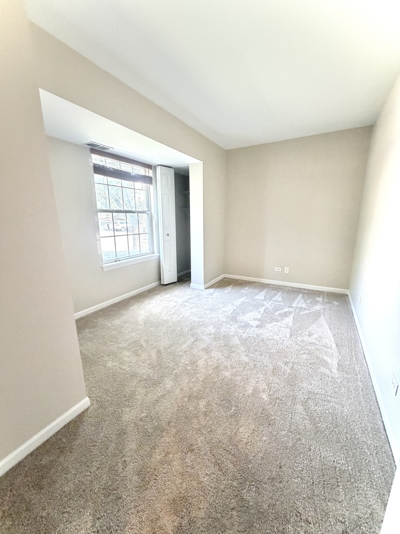 2424 Courtyard Circle 5 Property Photo 28