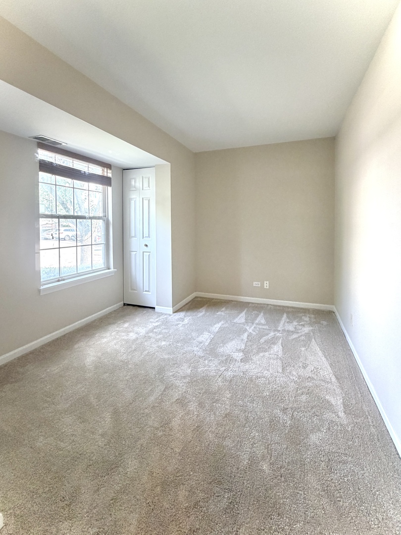 2424 Courtyard Circle 5 Property Photo 30