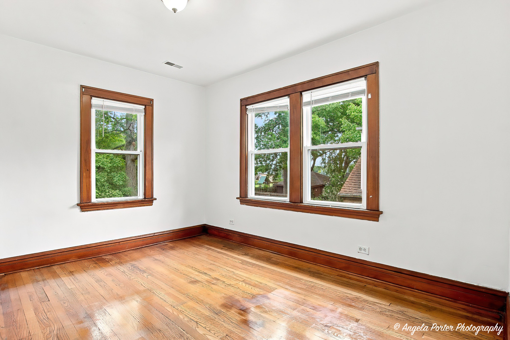1703 N Jackson Street Property Photo 28