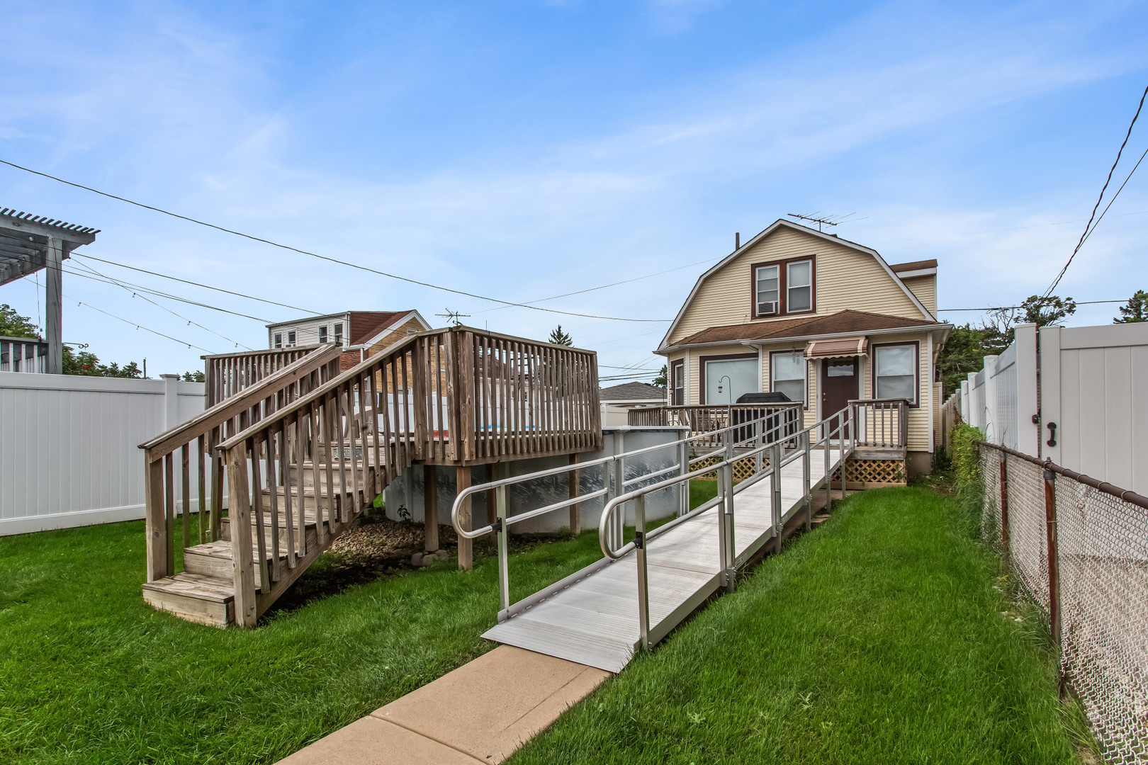 3872 N Ottawa Avenue Property Photo 18