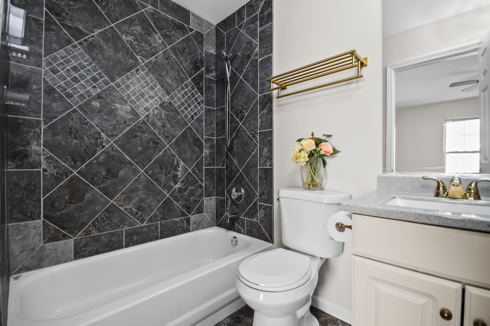 1321 Orleans Drive Property Photo 8