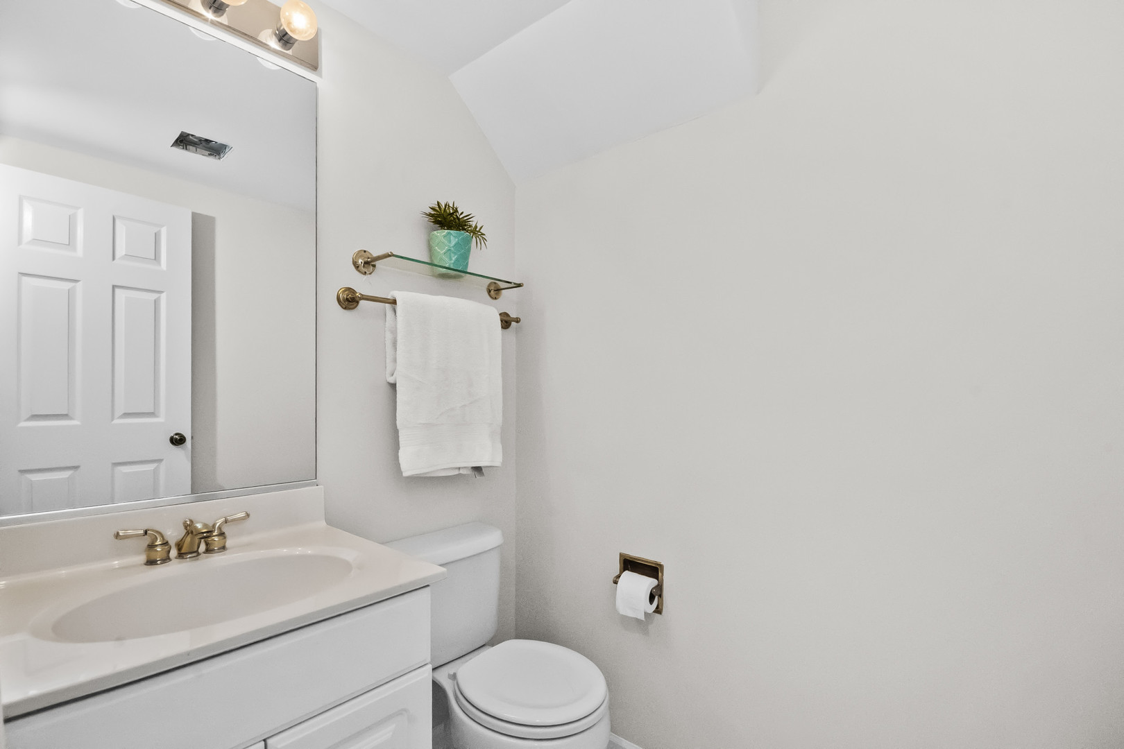 1321 Orleans Drive Property Photo 10