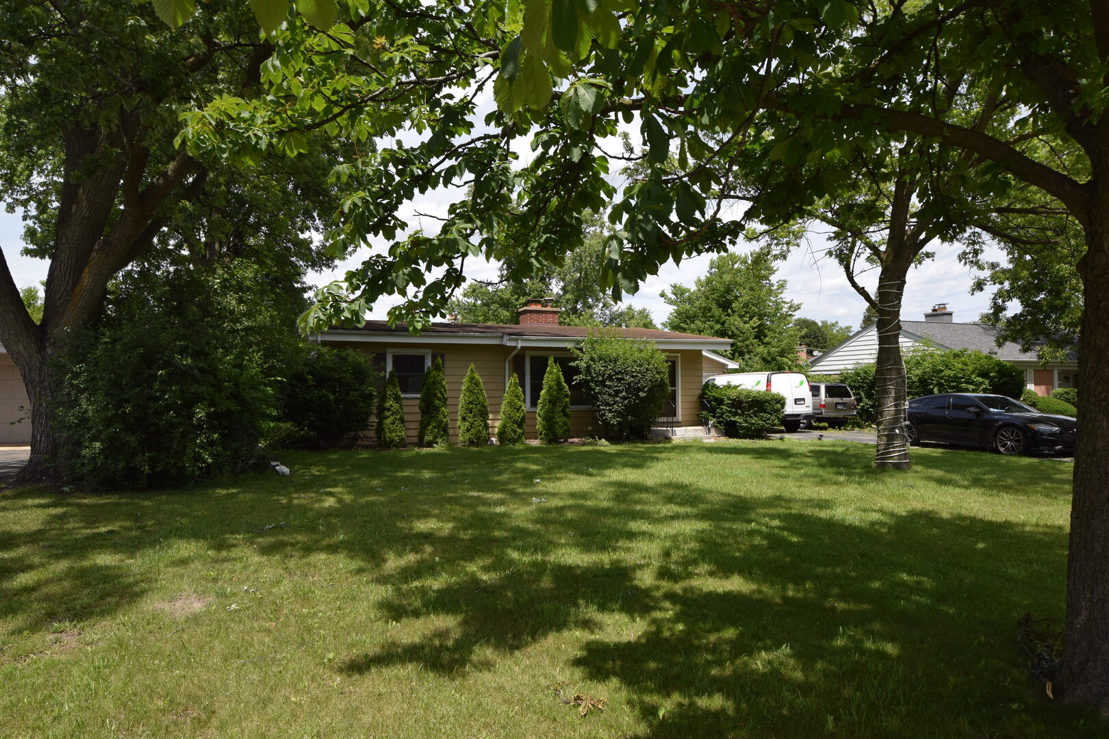 2226 Central Road Property Photo 2
