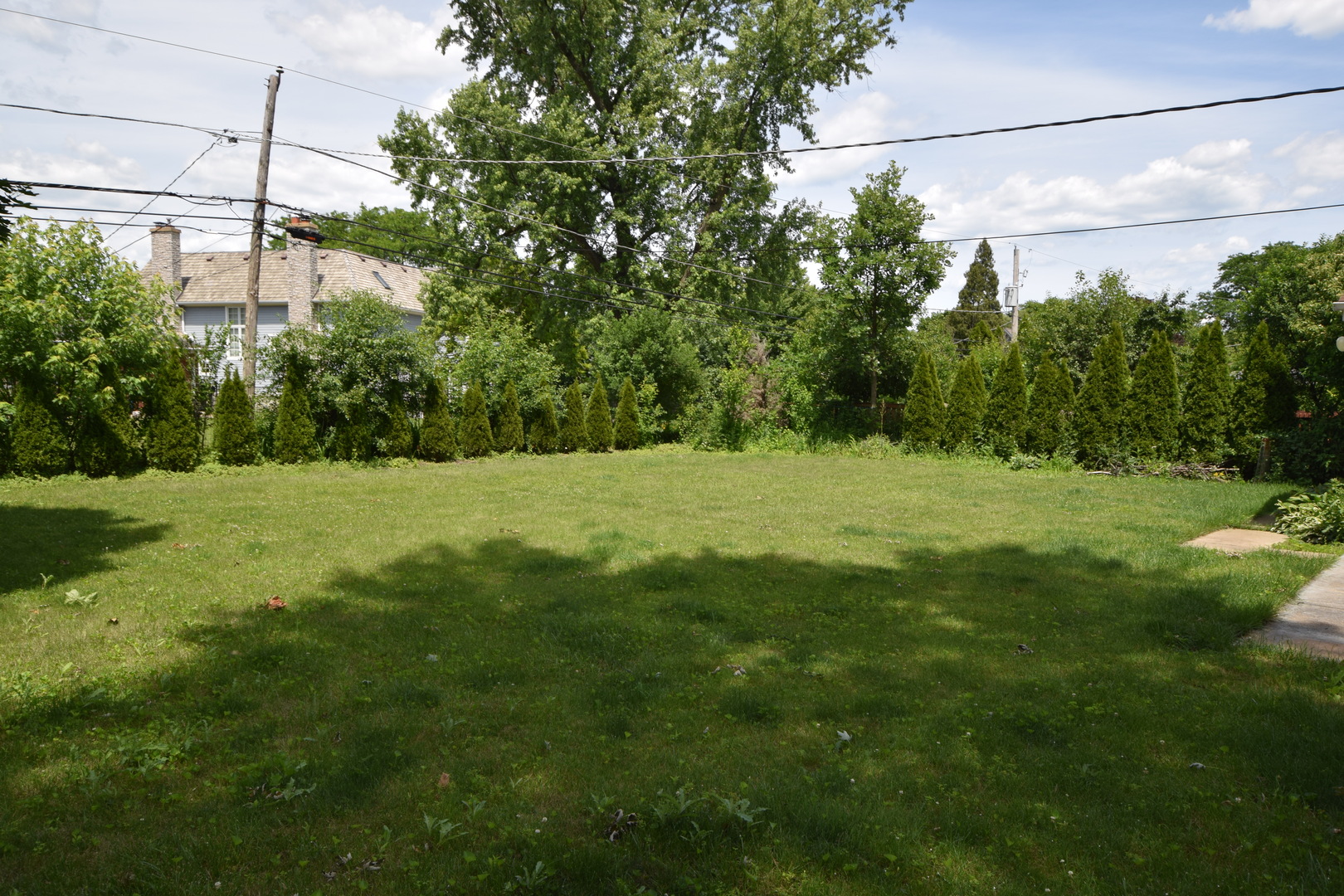 2226 Central Road Property Photo 4