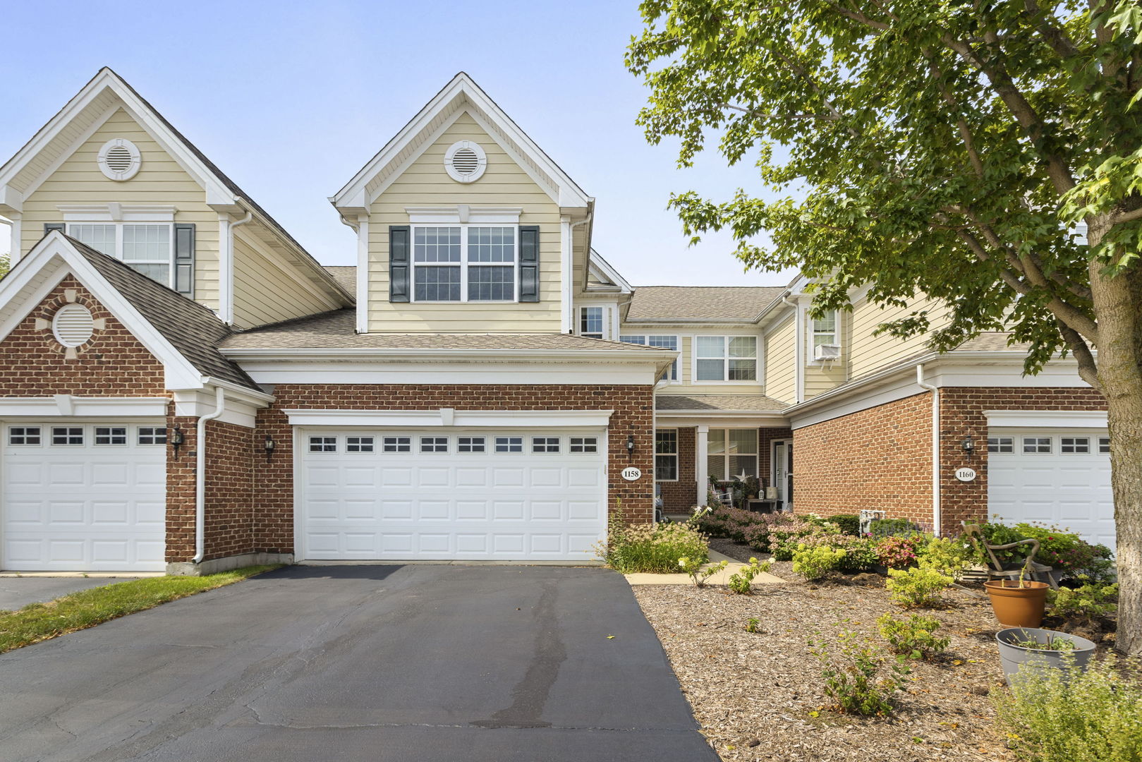 1158 Falcon Ridge Drive Property Photo 1