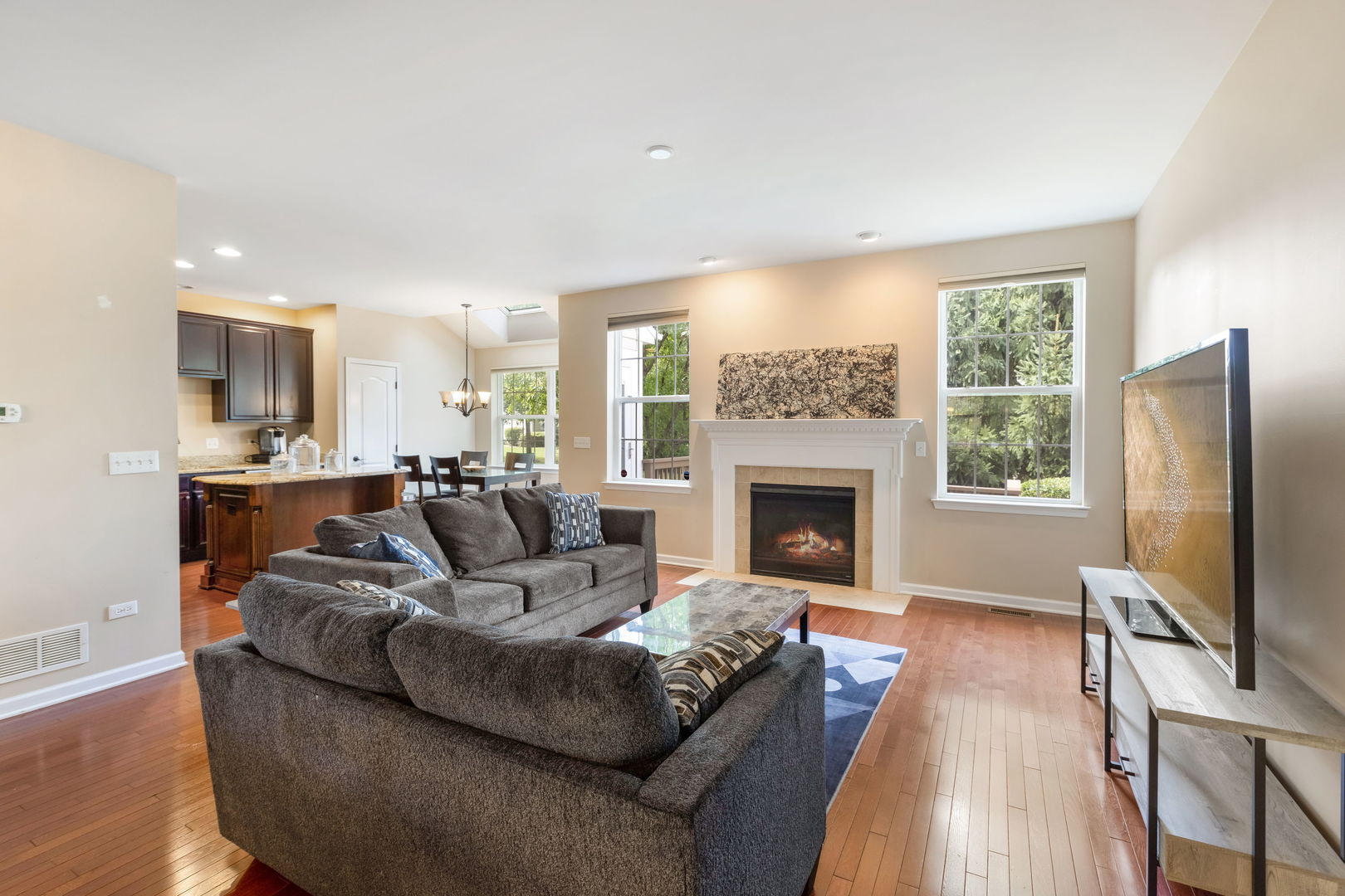 1158 Falcon Ridge Drive Property Photo 4