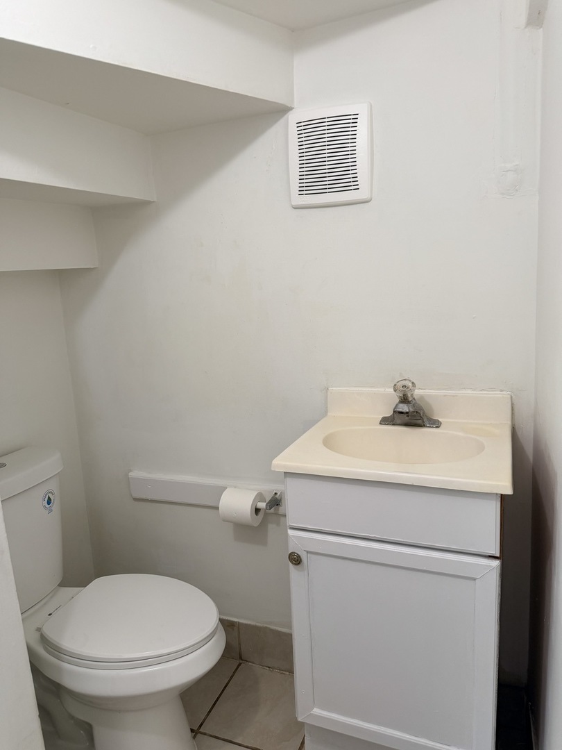 400 Summit Street Property Photo 7