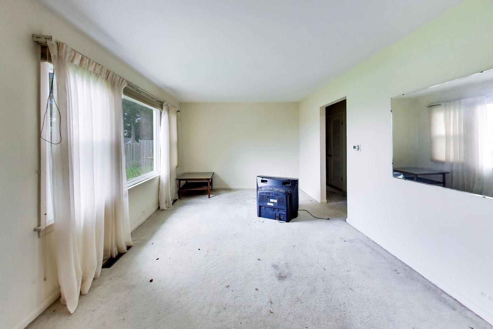2331 Dundee Road Property Photo 4