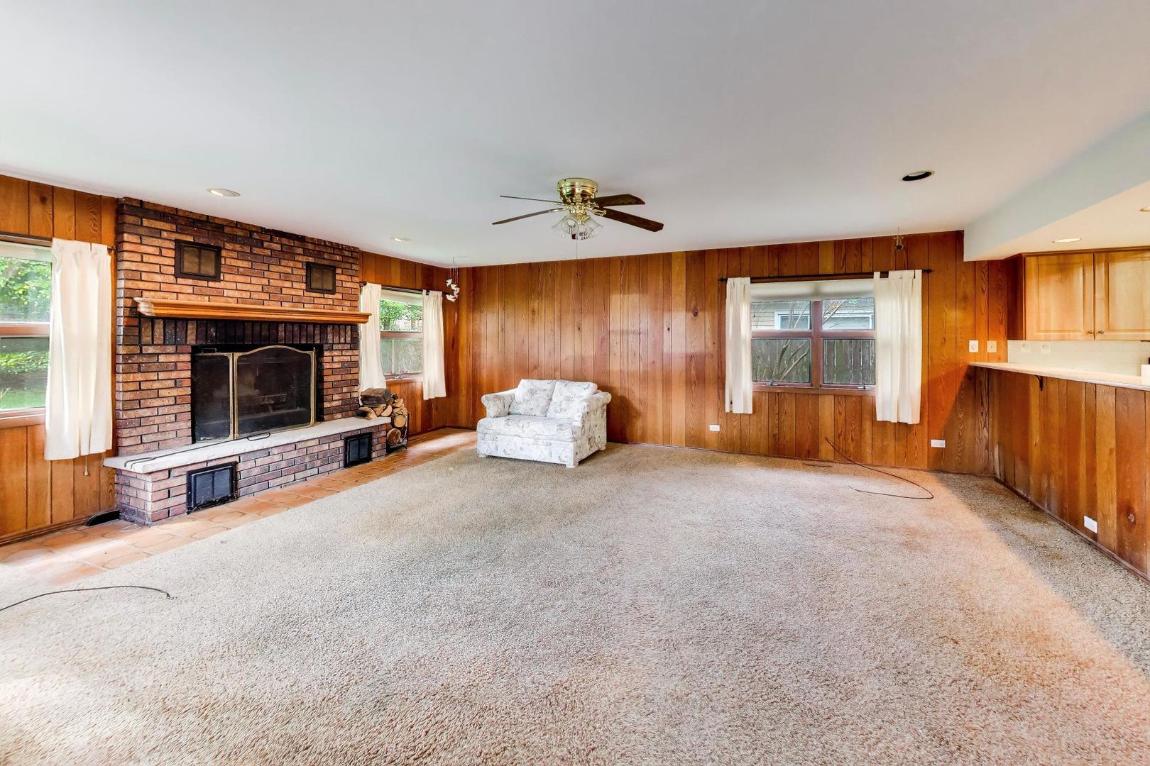 2331 Dundee Road Property Photo 8