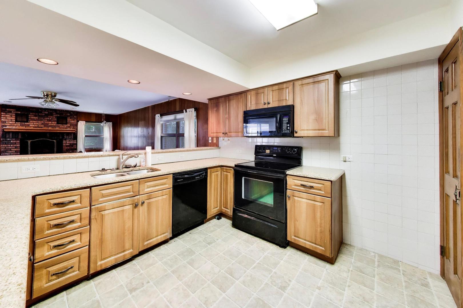 2331 Dundee Road Property Photo 12