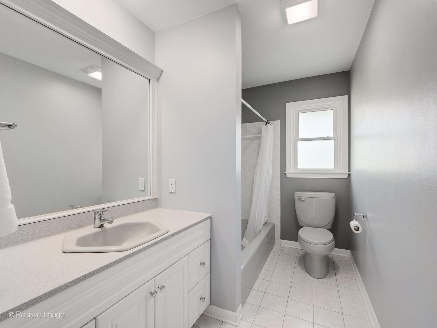 28w224 Robin Lane Property Photo 17