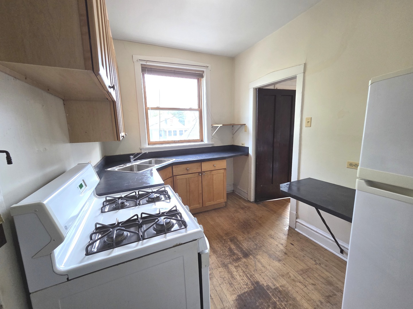 5551 S Kimbark Avenue 8 Property Photo 14