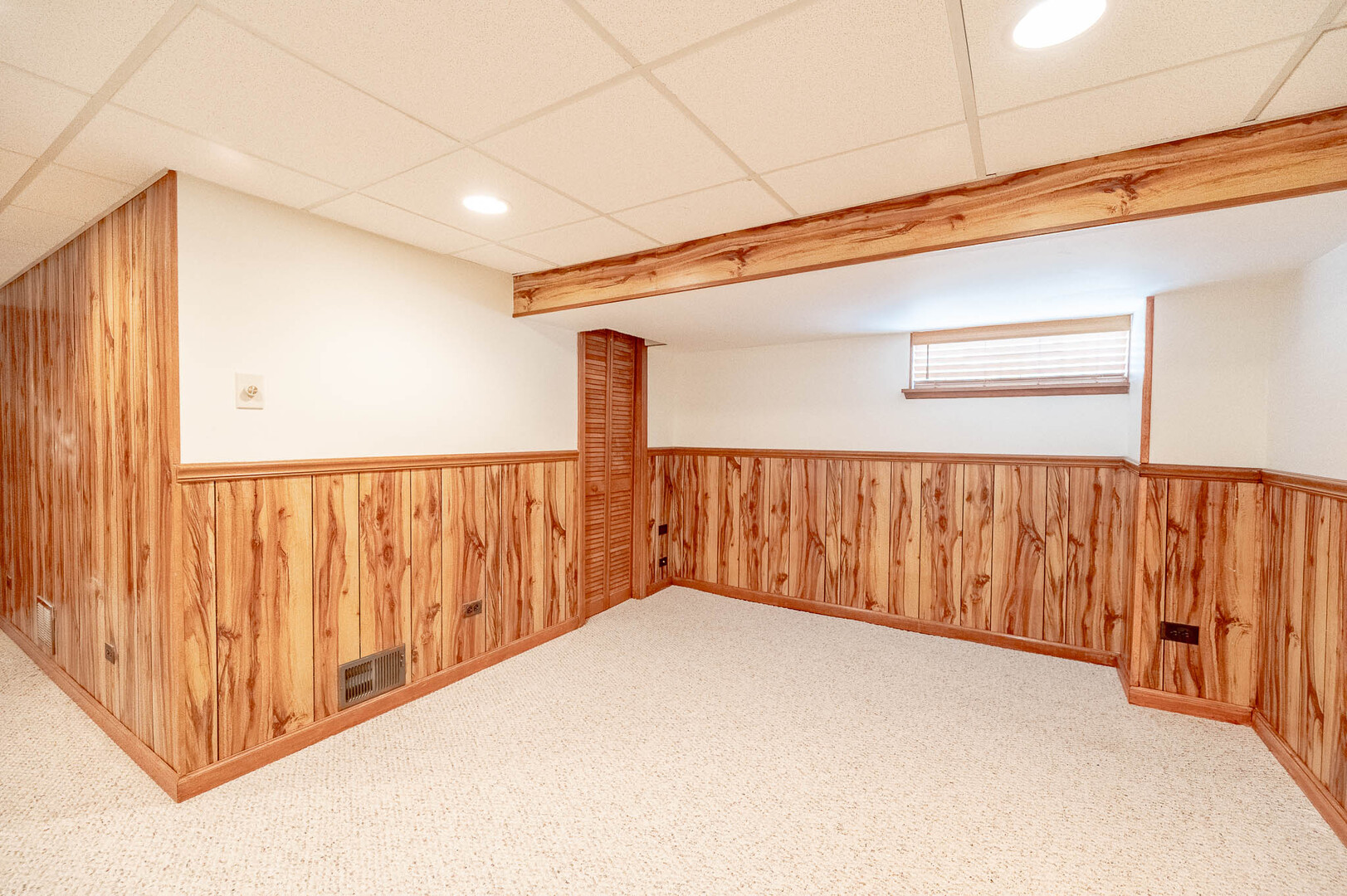 10221 S Trumbull Avenue Property Photo 11