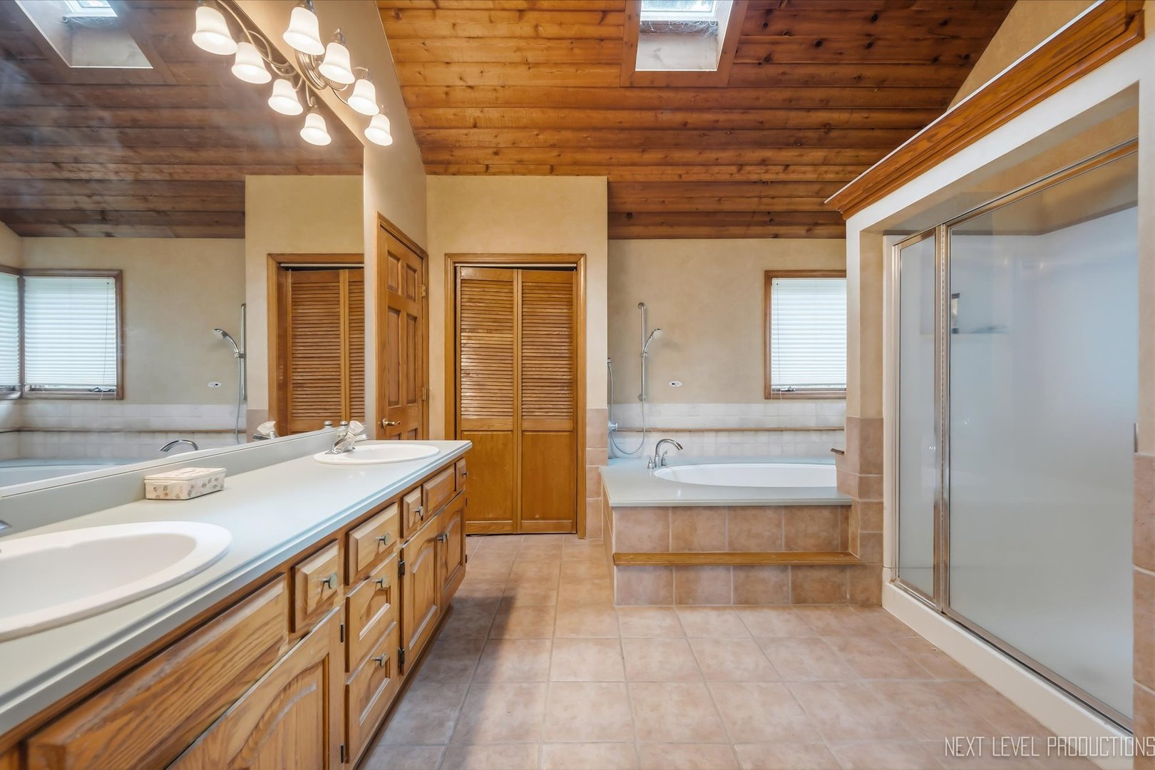 40w815 S Bridle Creek Drive Property Photo 19