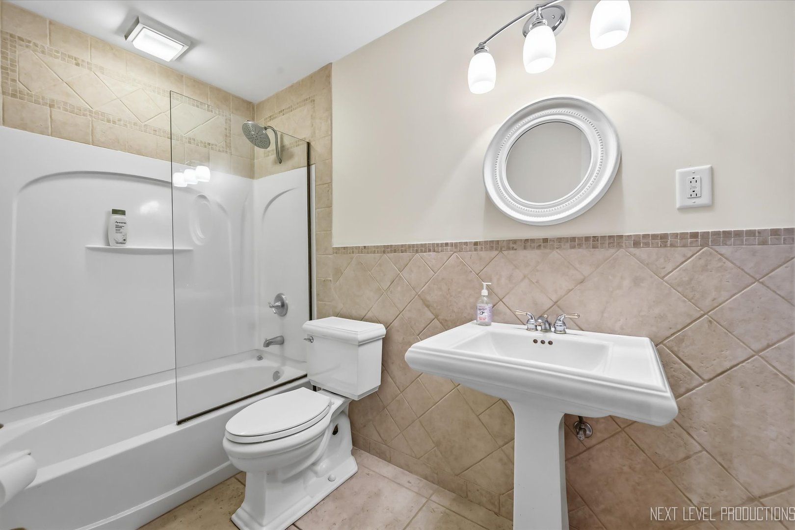 40w815 S Bridle Creek Drive Property Photo 22