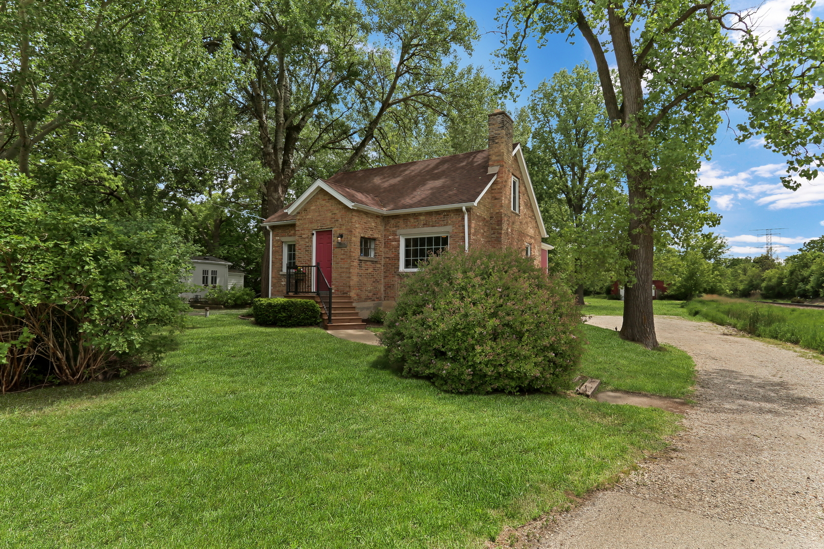 13719 W Wadsworth Road Property Photo 2