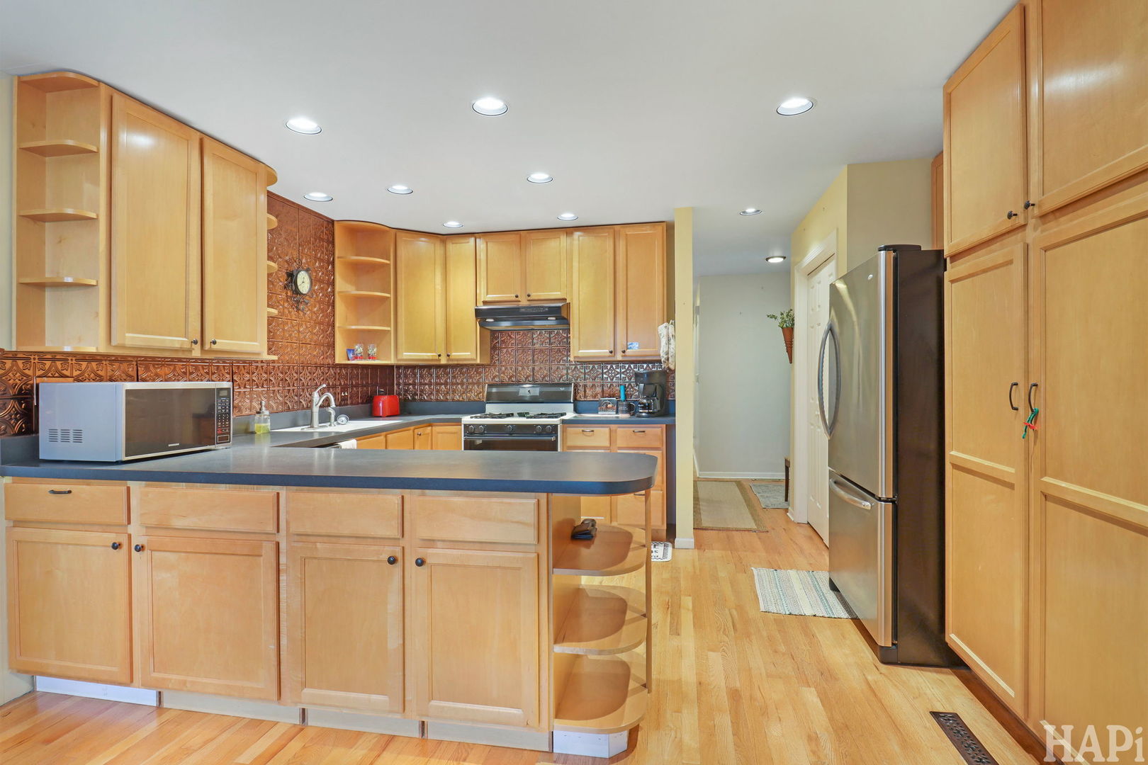 304 Hawthorne Court Property Photo 18