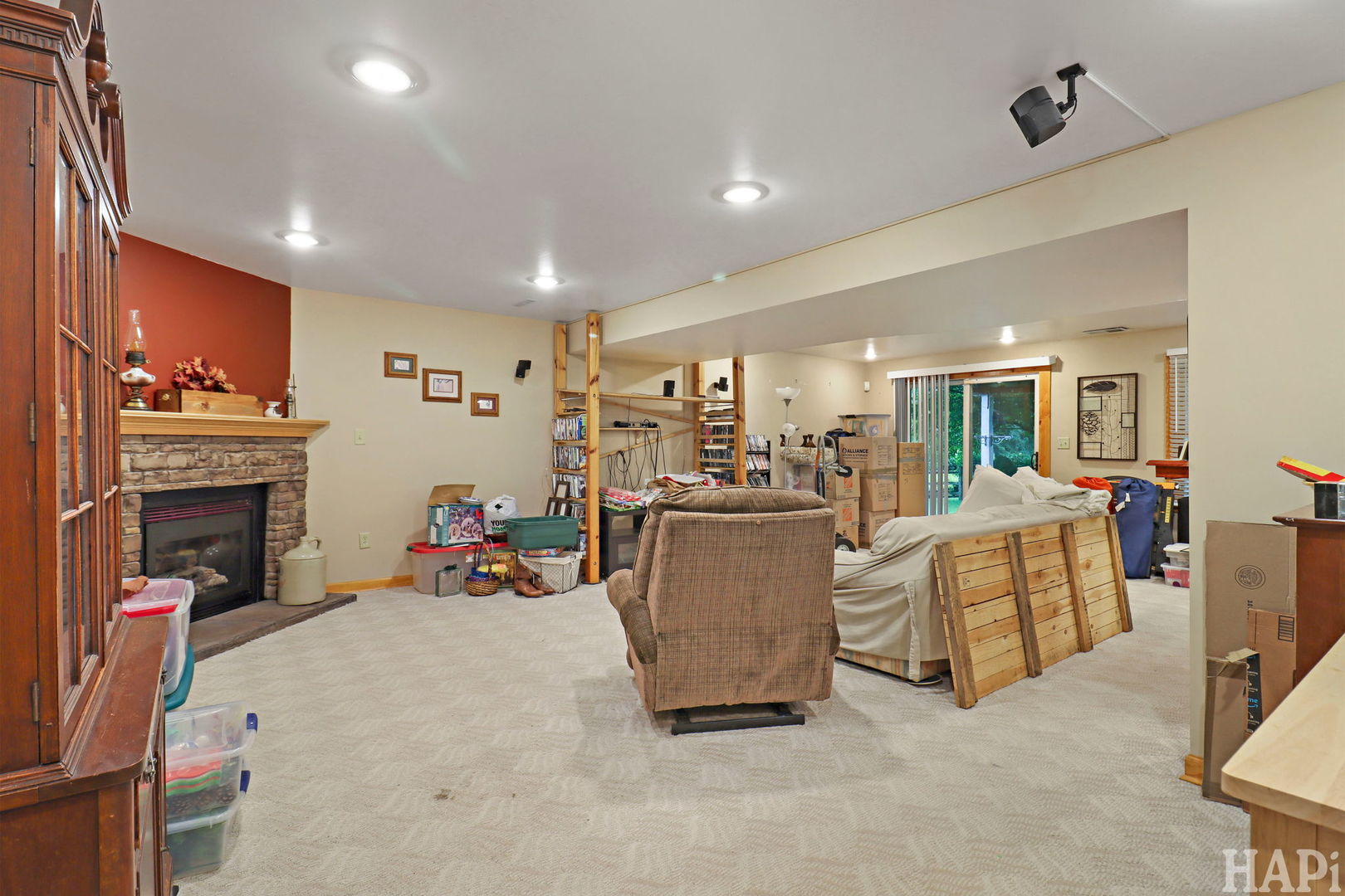304 Hawthorne Court Property Photo 21