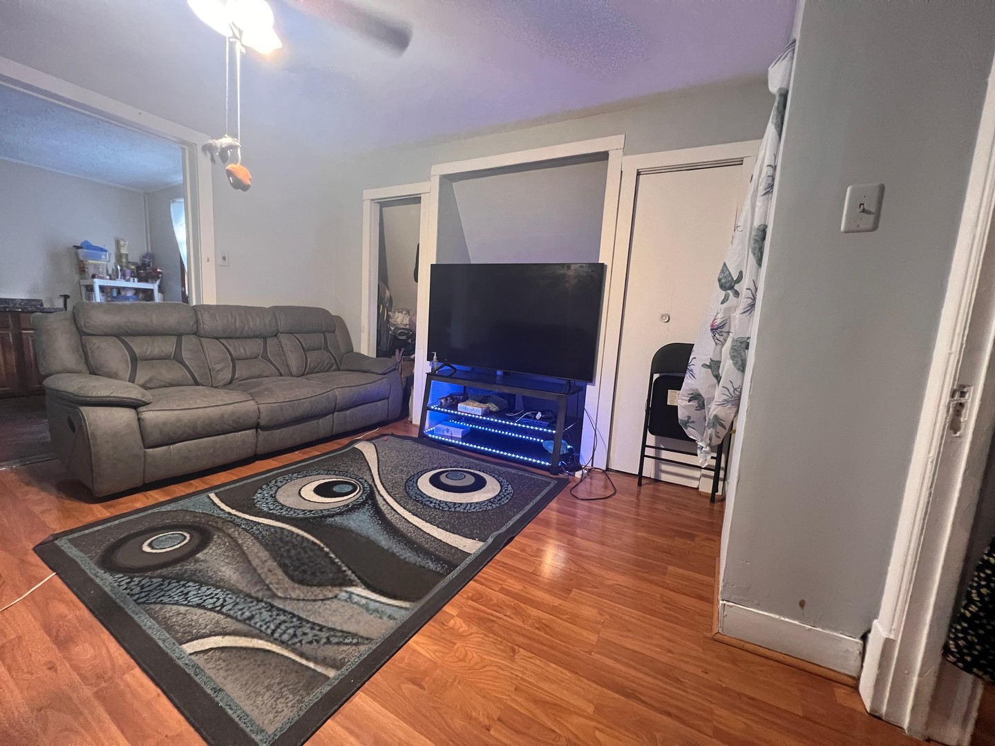 2207 N Lawndale Avenue Property Photo 10