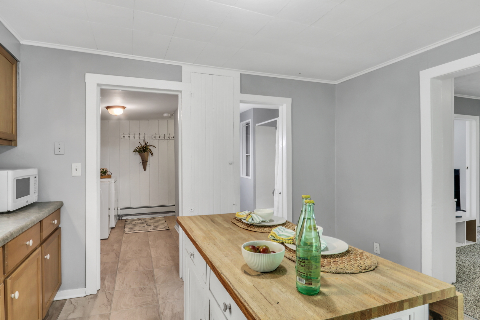 13701 Wadsworth Road Property Photo 16