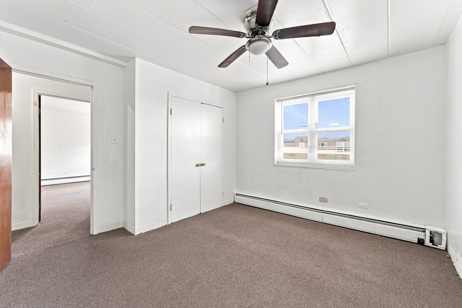 2025 W Granville Avenue 412 Property Photo 11