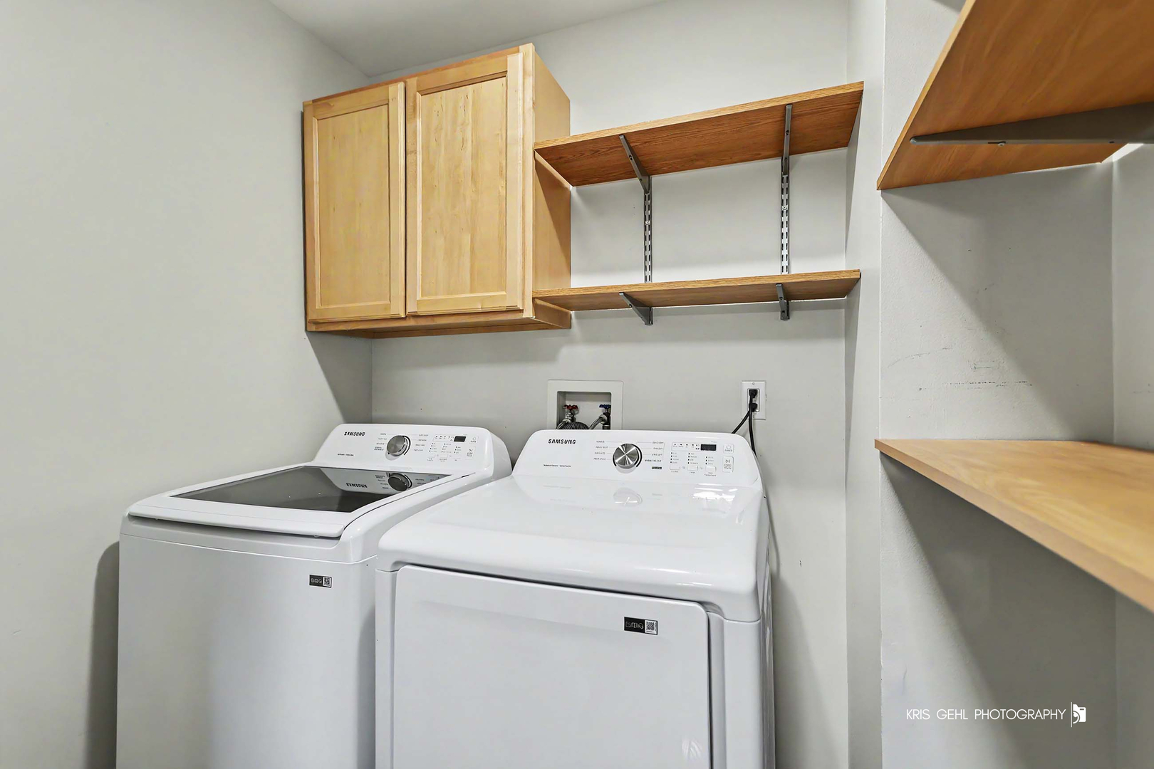 224 Brett Circle B Property Photo 6