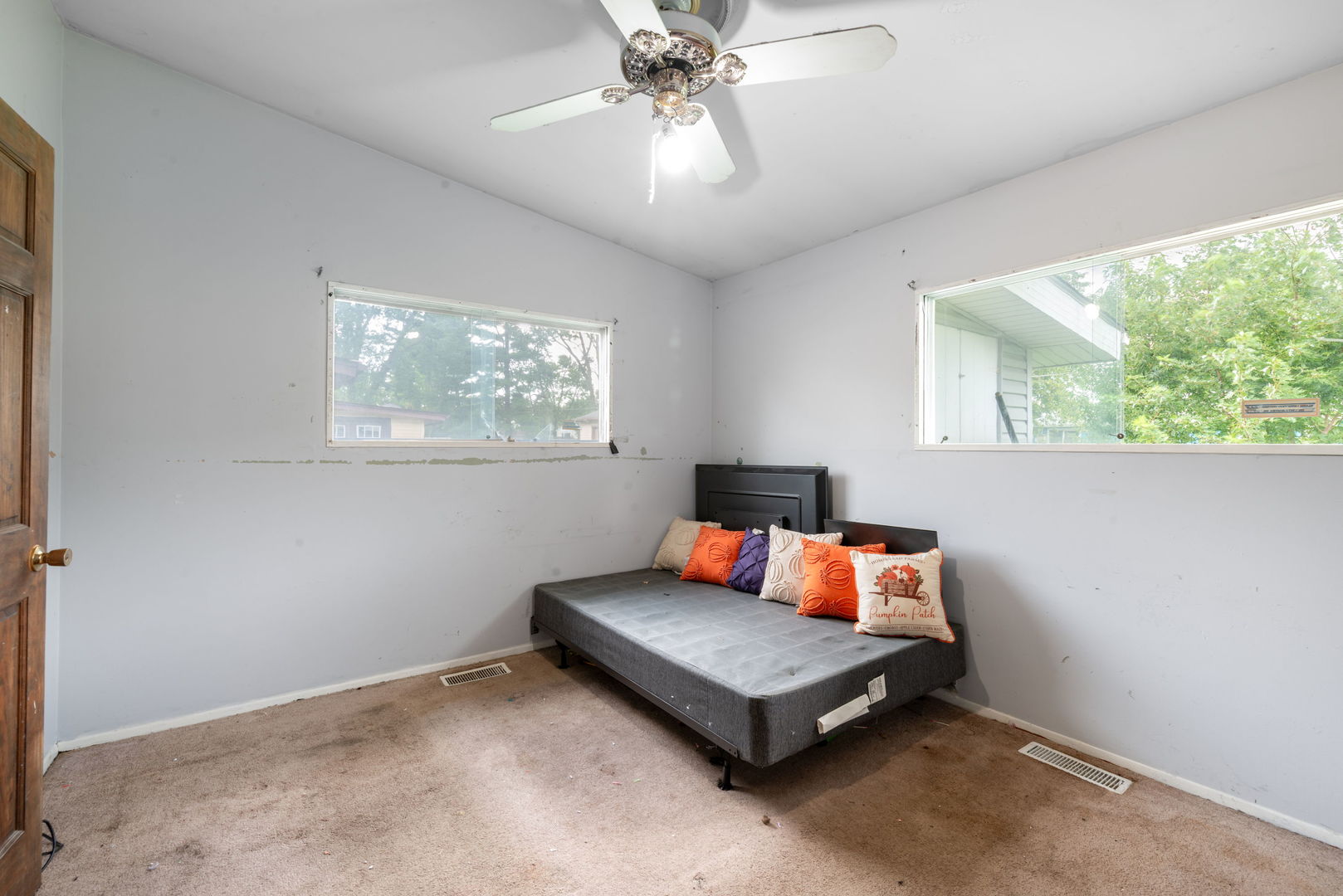 784 N Elmwood Drive Property Photo 10