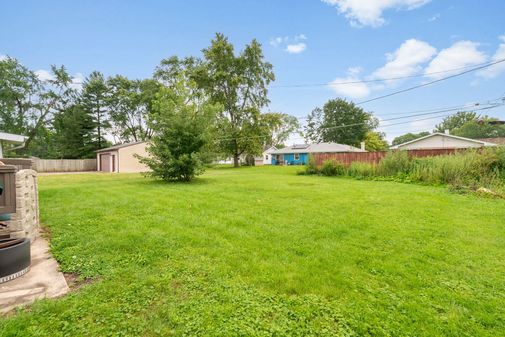784 N Elmwood Drive Property Photo 13