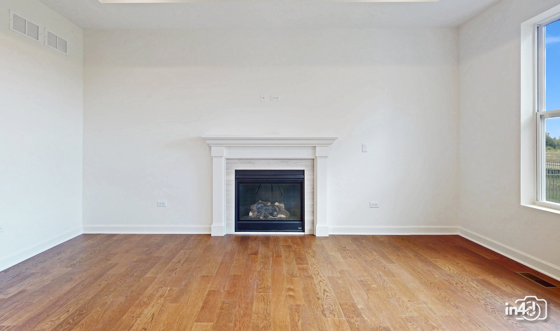 24445 W River Crossing Drive Property Photo 11
