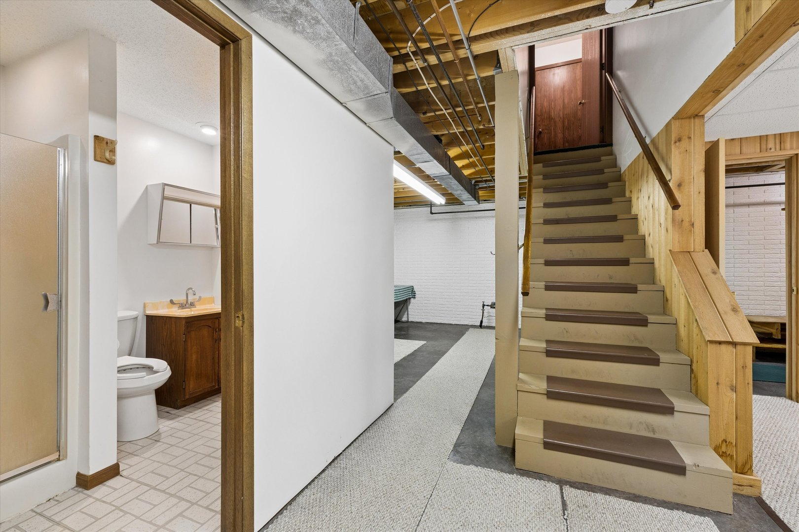 6410 N Howell Street Property Photo 24