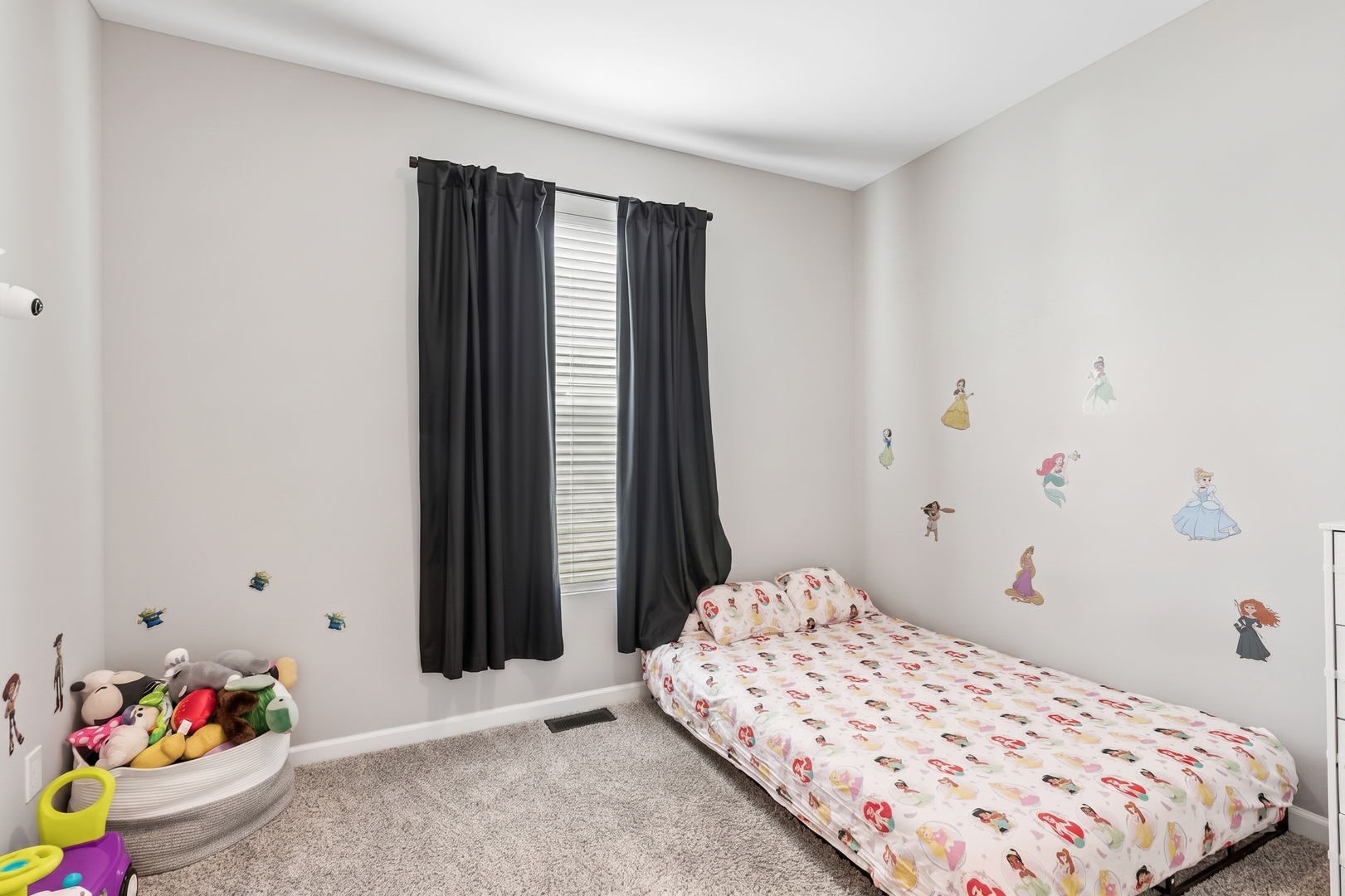 513 S Hahn Drive Property Photo 15