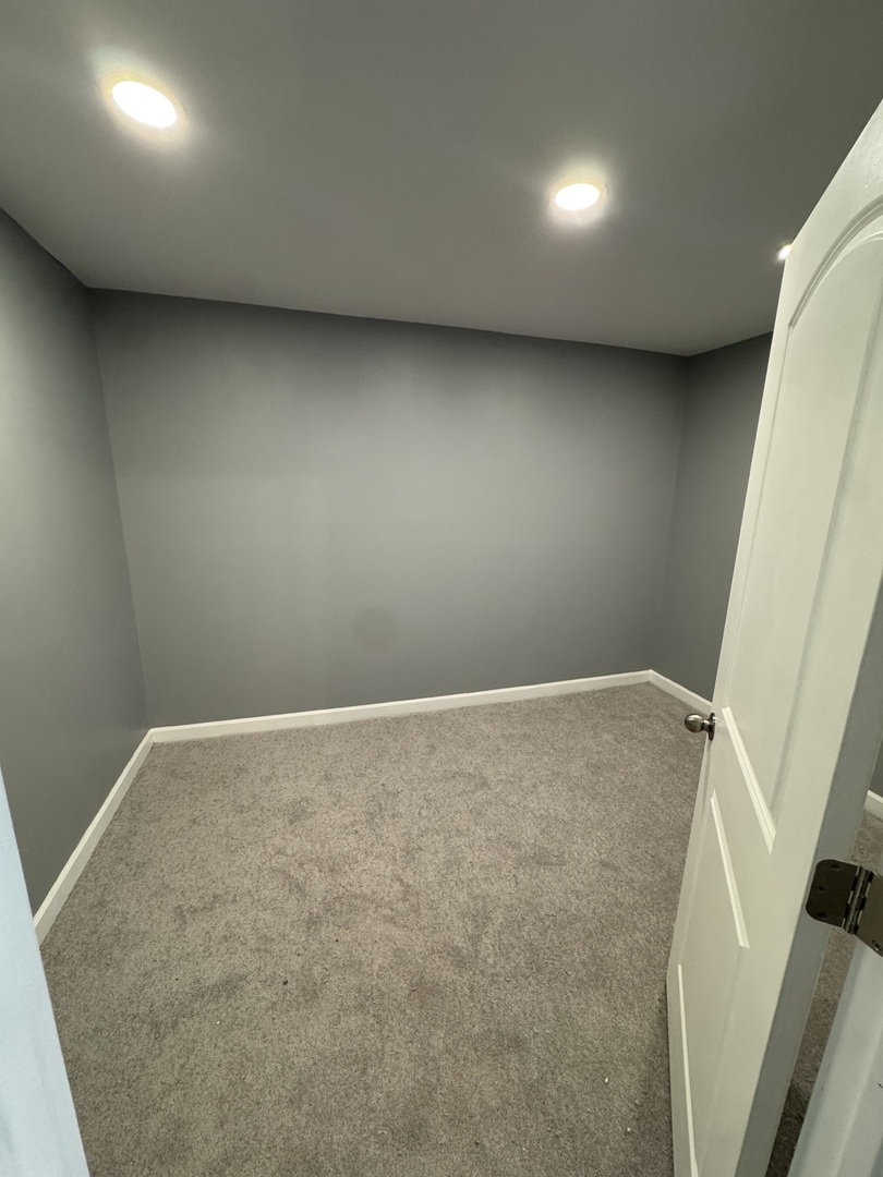 8404 S Oglesby Avenue Property Photo 14