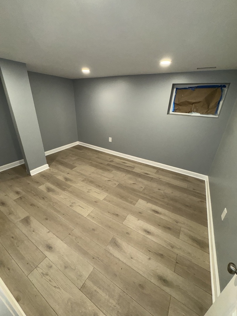 8404 S Oglesby Avenue Property Photo 15