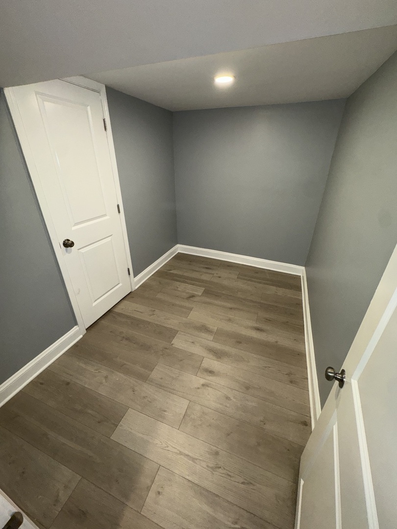 8404 S Oglesby Avenue Property Photo 16