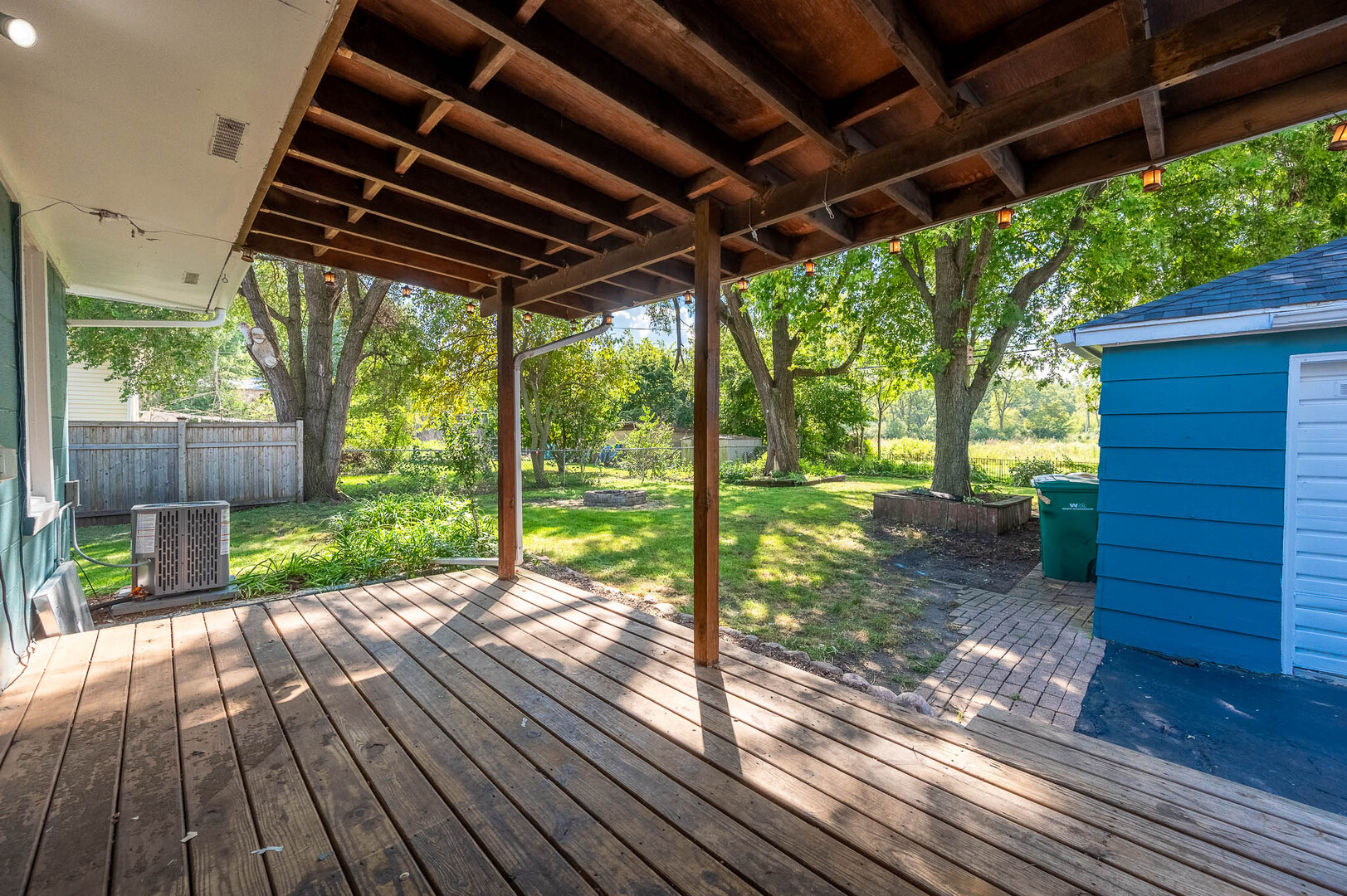 114 Frances Street Property Photo 11