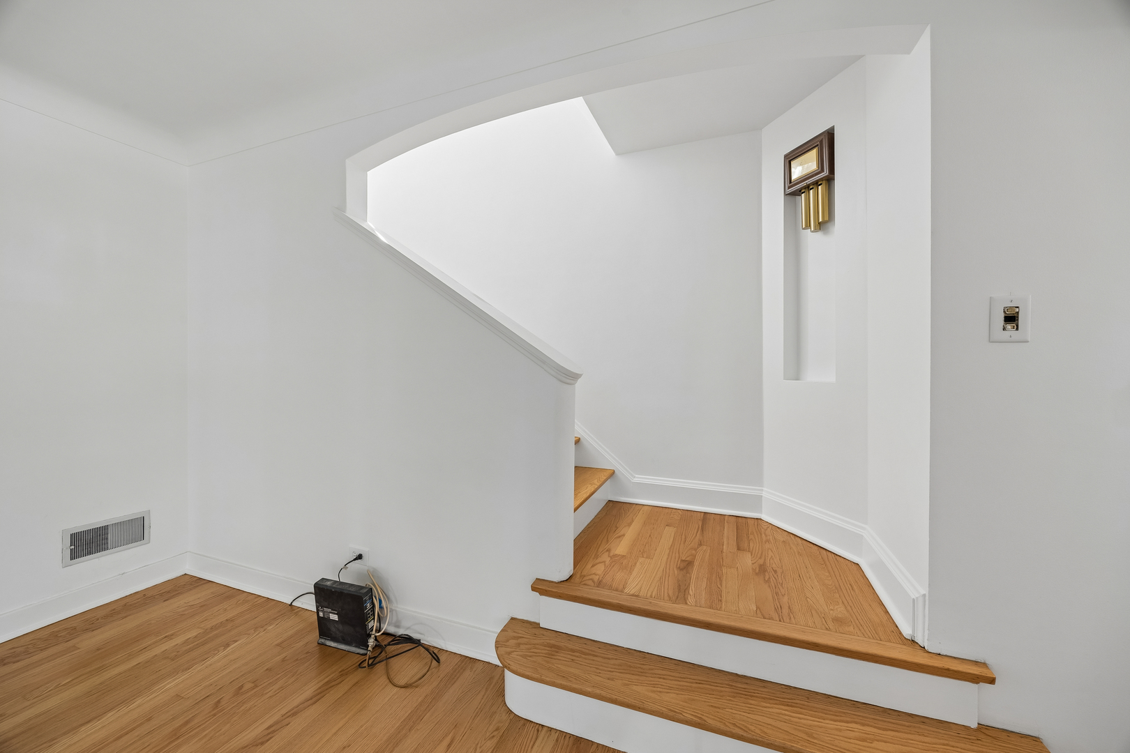 241 Southcote Road Property Photo 19