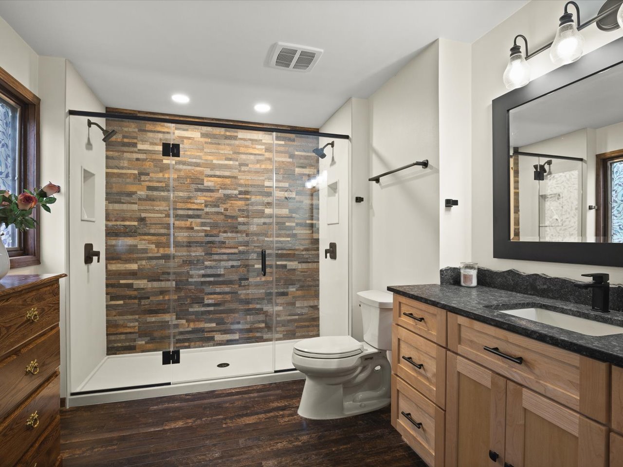 6531 Shadow Ridge Road Property Photo 15