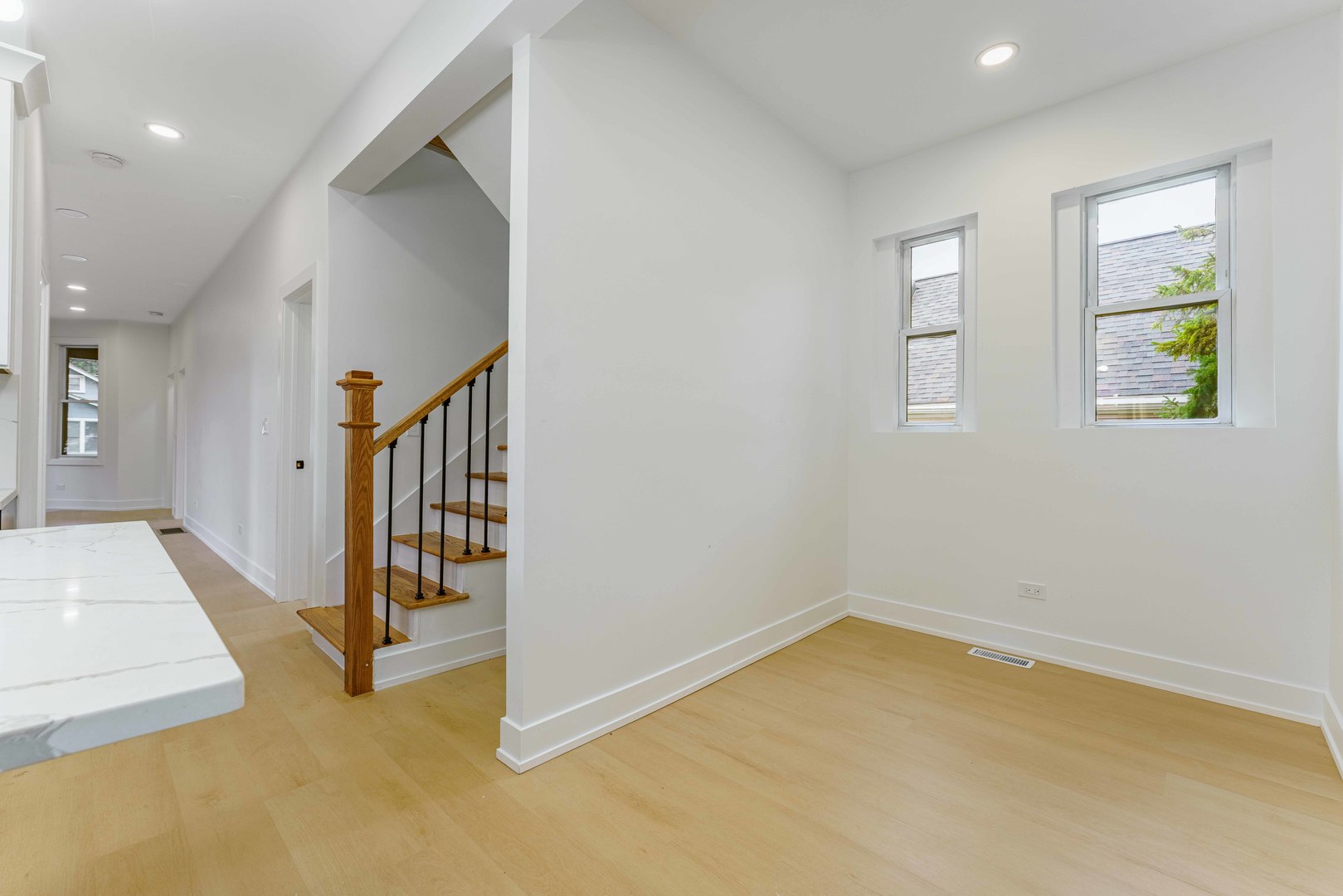 6429 28th Street Property Photo 16