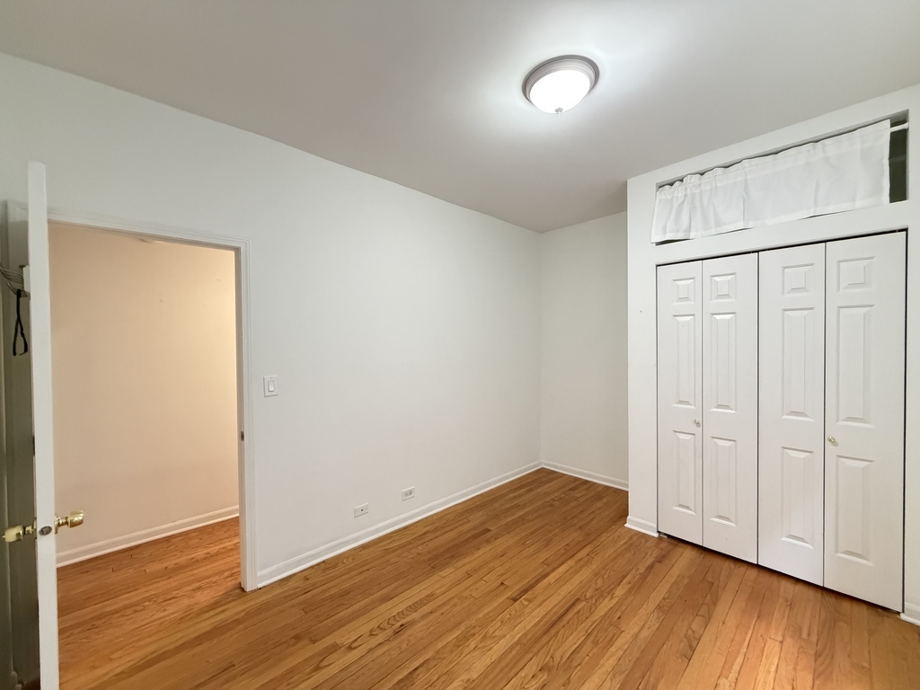 5783 N Ridge Avenue 2 Property Photo 16