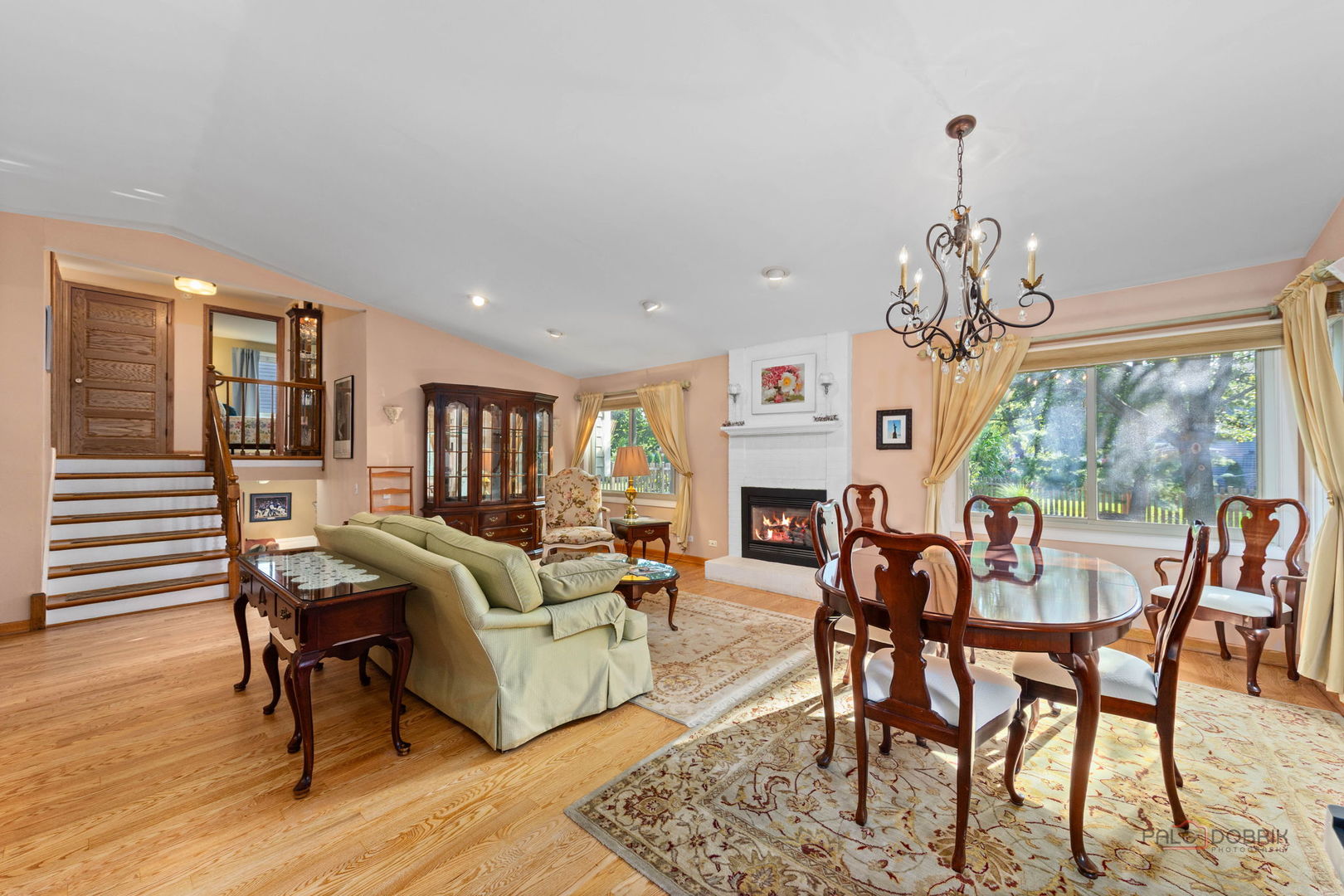 1232 N Del Mar Drive Property Photo 5