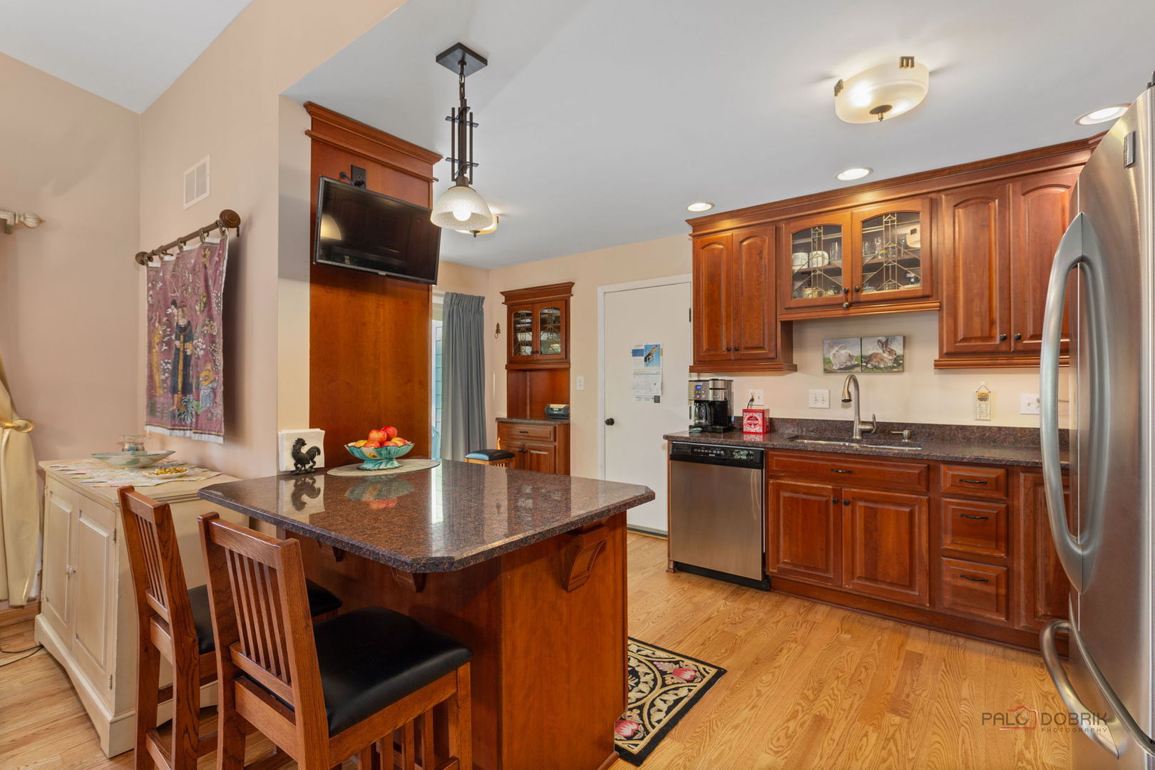 1232 N Del Mar Drive Property Photo 7