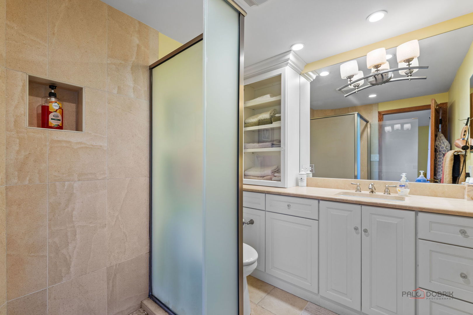 1232 N Del Mar Drive Property Photo 15